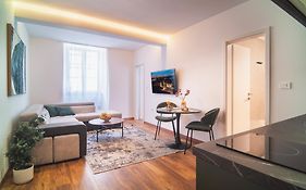 D&A Amphitheatre Premium Apartments With Free Parking